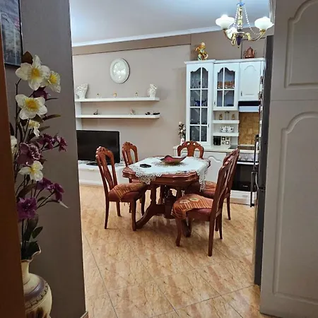 Apartment Ajla Apartament Don Bosko *